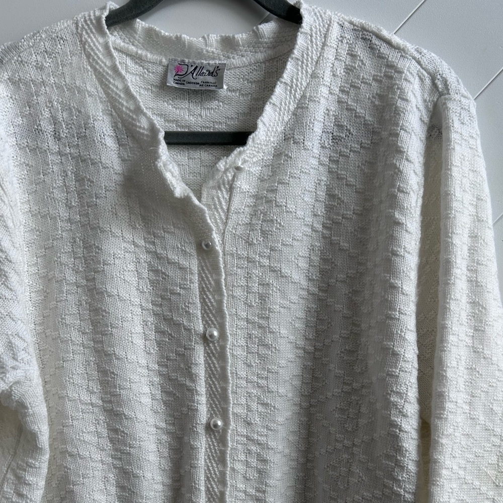 Women's vintage white D'Allaird's cable-knit cardigan sweater size L - Picture 2 of 10